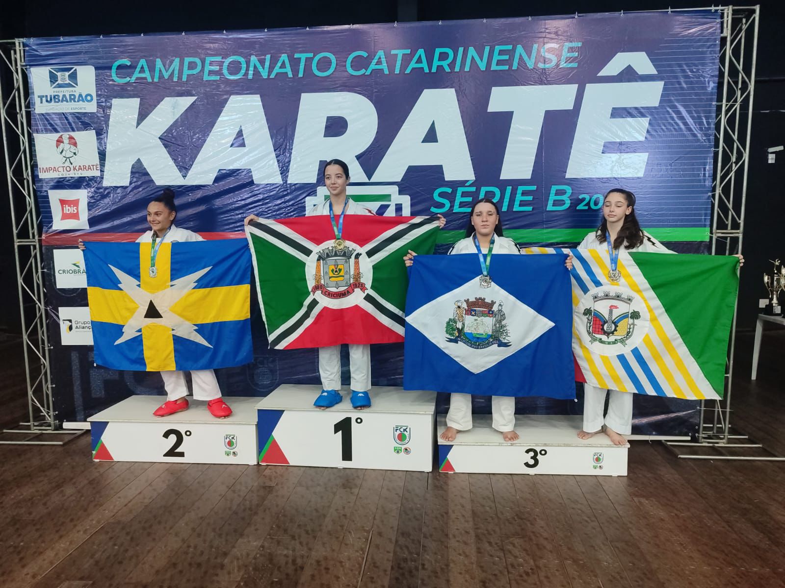 Imagem JPG, Atletas de São Francisco do Sul brilham e conquistam 11 medalhas no Campeonato Estadual de Karatê