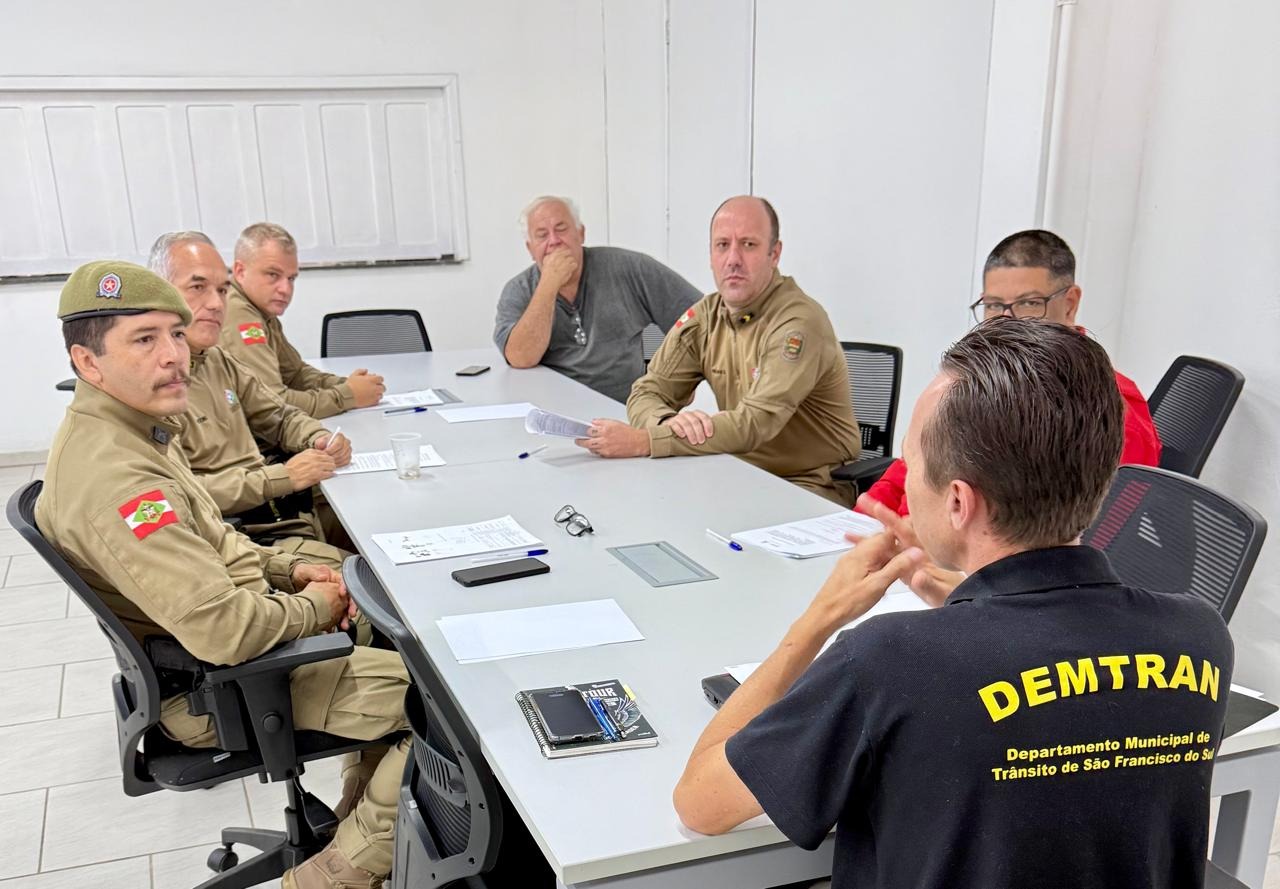 Imagem JPG, Prefeitura discute regulamentação de veículos alternativos em São Francisco do Sul