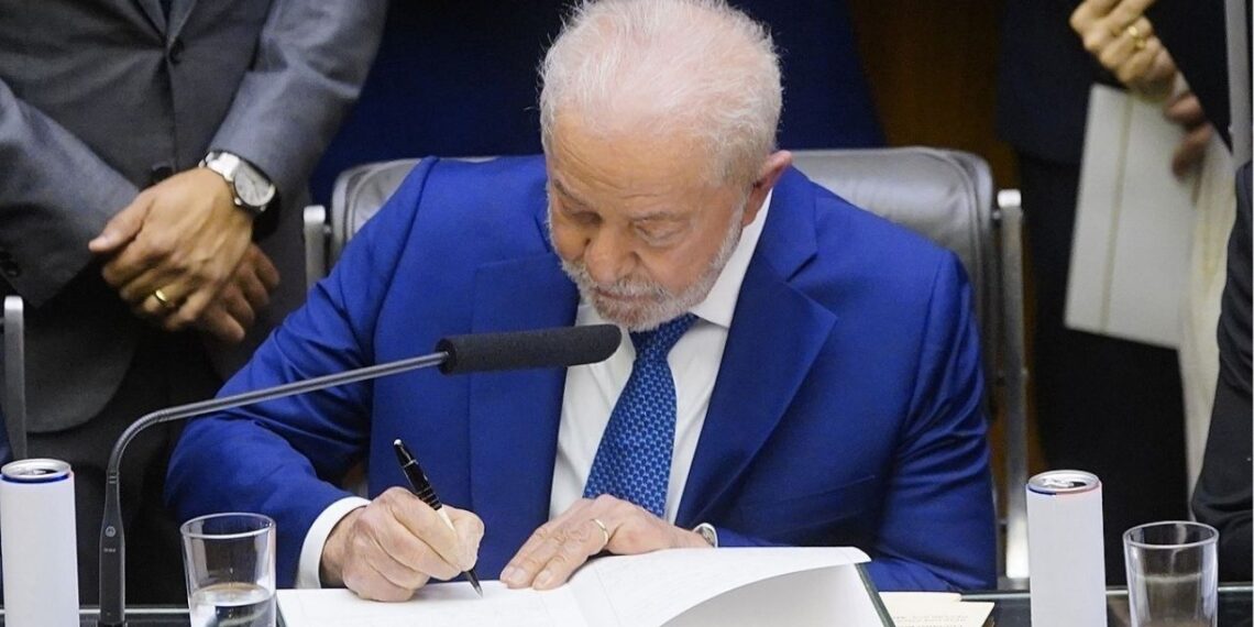 Imagem JPG, Nova lei muda os feriados e domingos a partir de 1º de julho de 2025