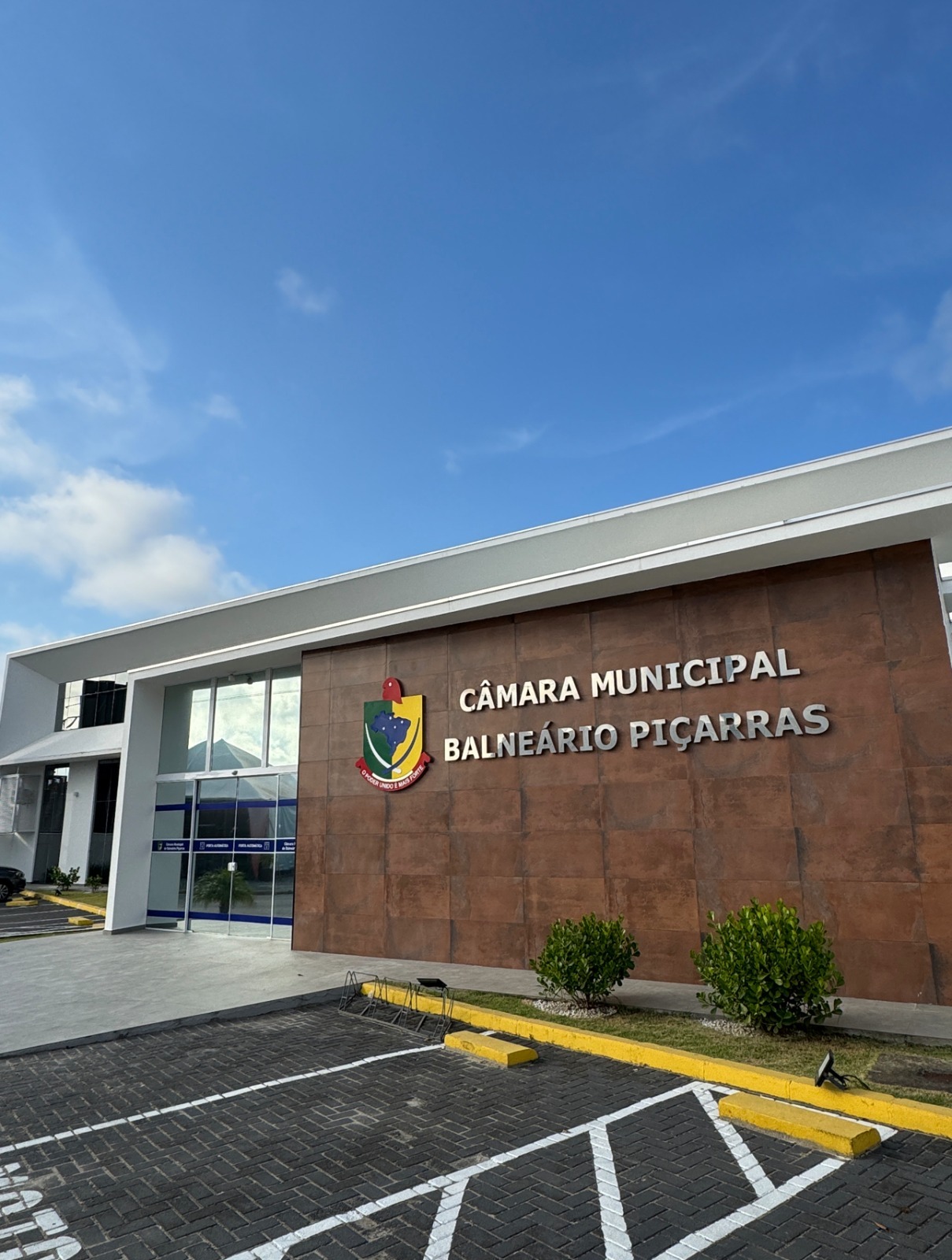 Imagem JPG, Prefeito encaminha projeto de lei para correção da remuneração do cargo de Auxiliar de Saúde Bucal