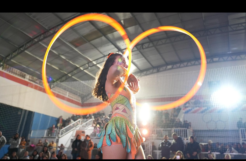 Imagem JPG, Abertura dos Jogos Escolares de Penha 2025 movimenta ginásio na noite de terça-feira (1º)