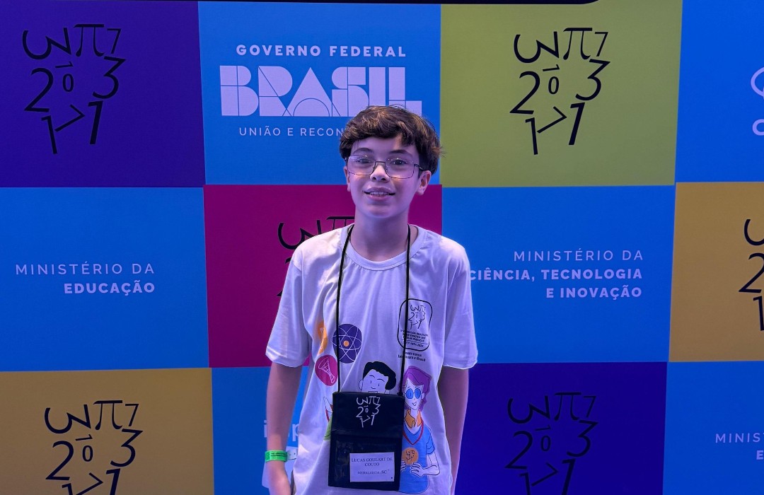 Imagem JPG, Estudantes de Navegantes ganham medalhas na OBMEP 2024