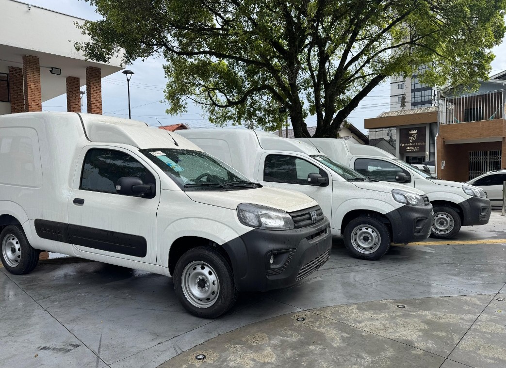 Imagem JPG, Saúde e Educação de Balneário Piçarras ampliam frota de veículos