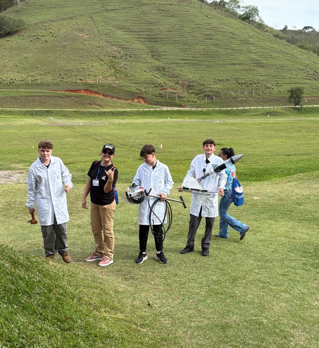 Imagem JPG, Escola SESI de Referência – Unidade Moinho conquista tricampeonato na Olimpíada Brasileira de Foguetes